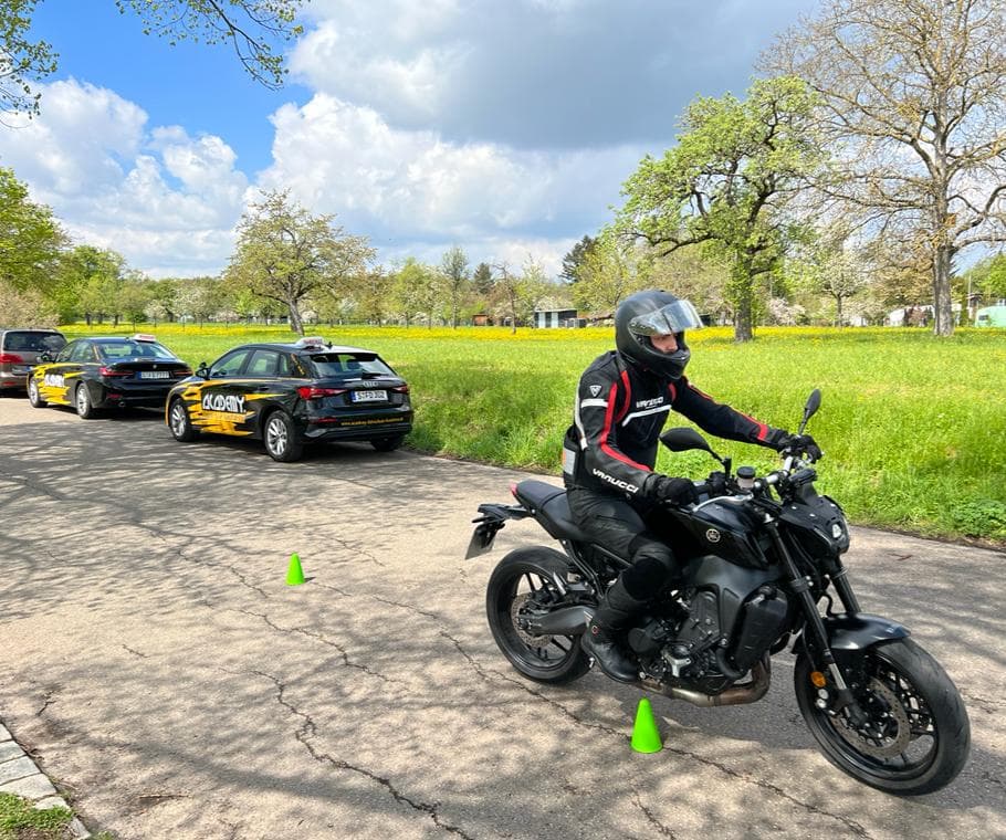 Fahrschule FUN S DRIVE / Fahrschule Stuttgart