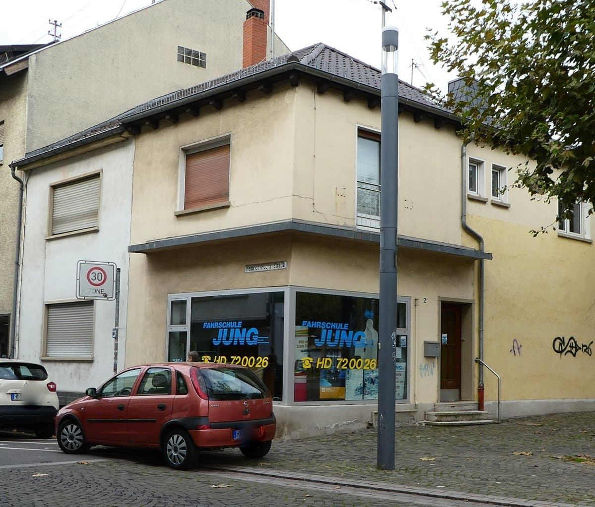 Jung Fahrschulen