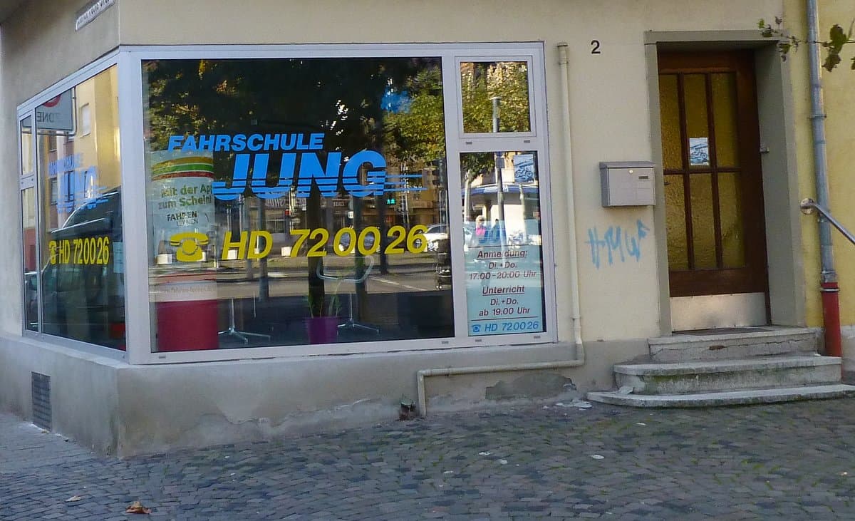 Jung Fahrschulen