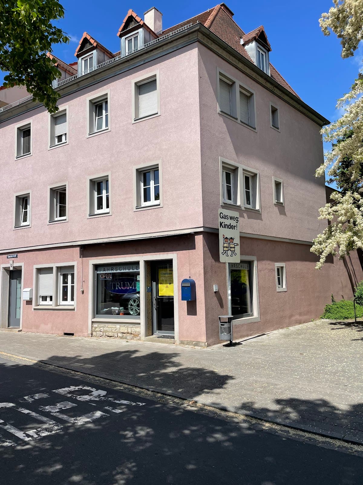 Fahrschule Trump
