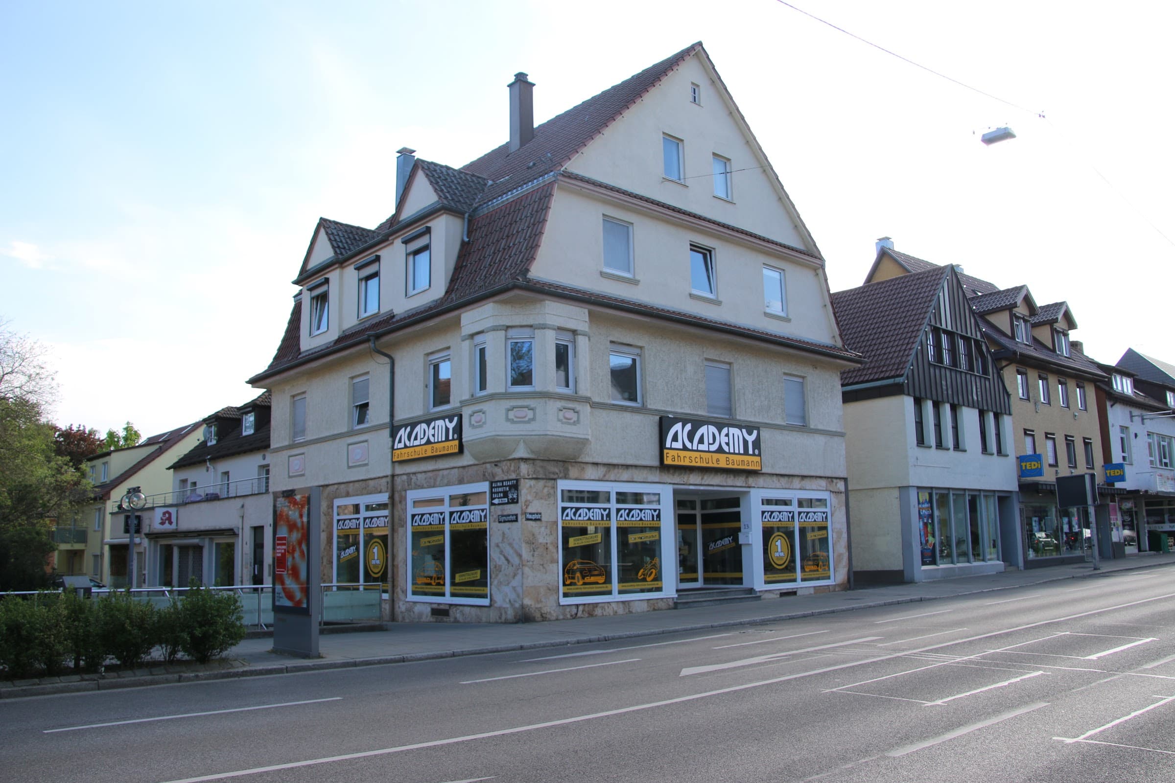 Academy Fahrschule Baumann - Stuttgart Vaihingen