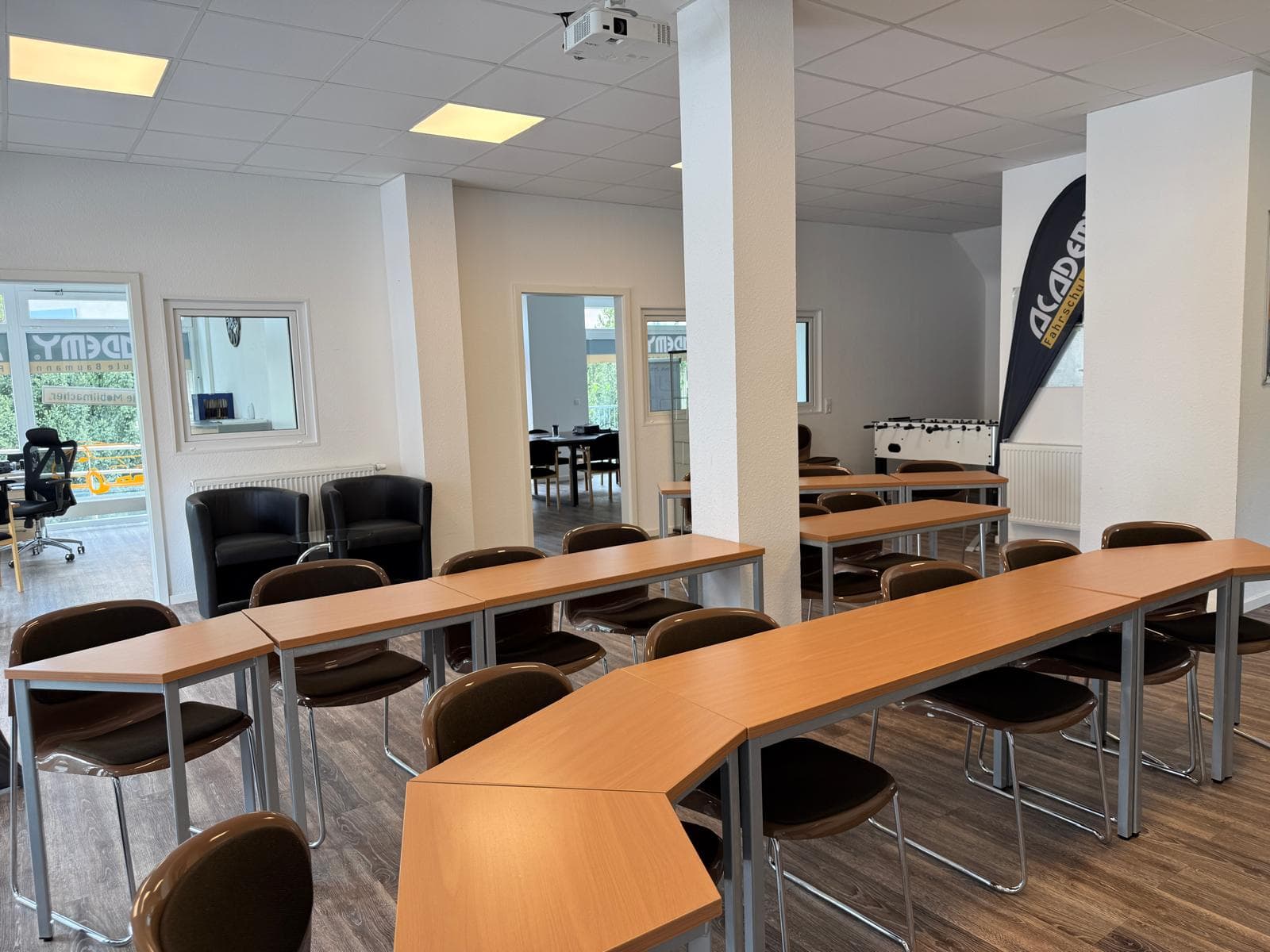 Academy Fahrschule Baumann - Stuttgart Vaihingen