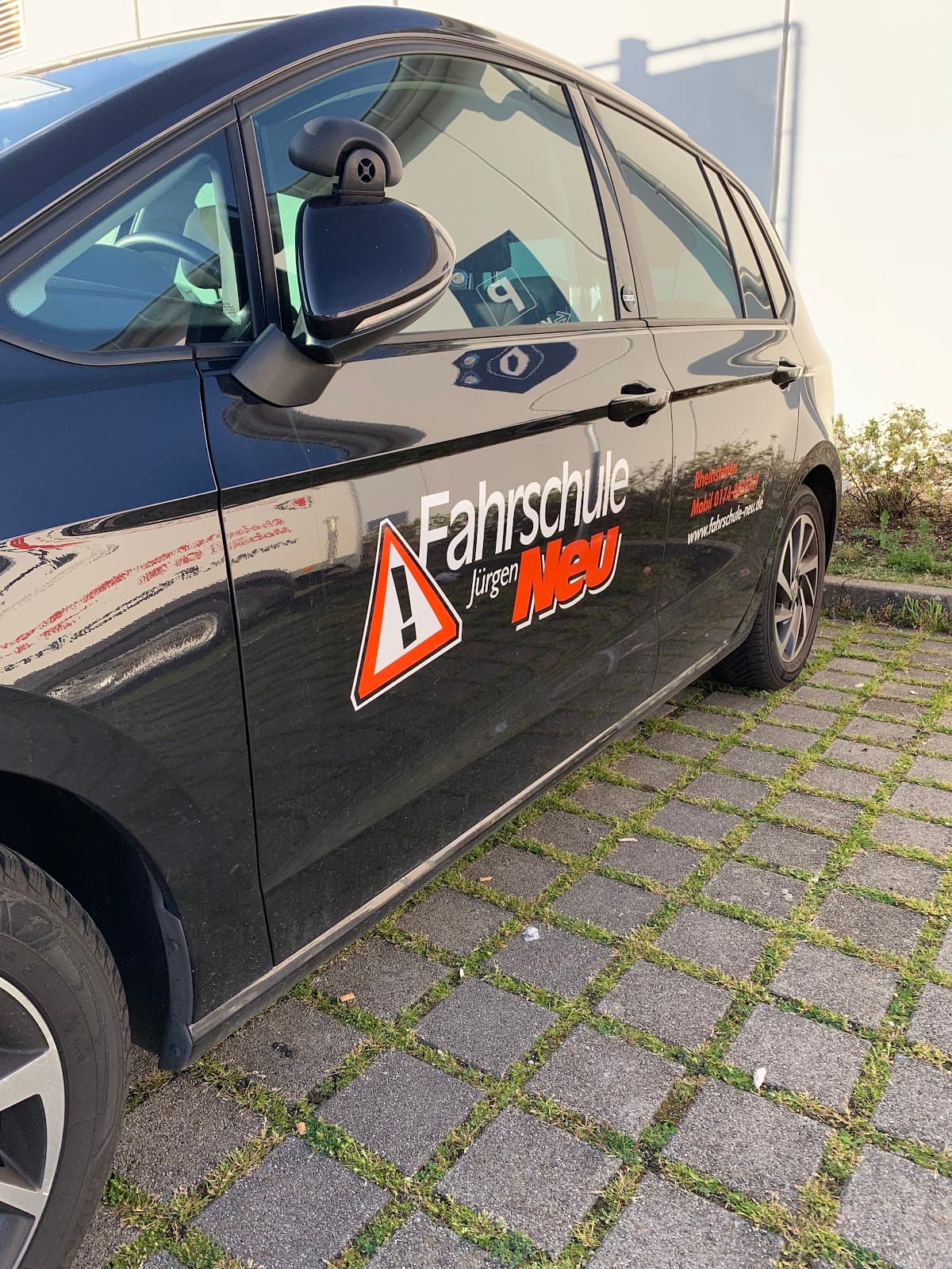 Fahrschule Neu